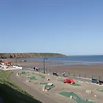 Rosie's Retreat * Filey