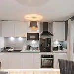 Rosie's Retreat Apartament