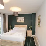 Rosie's Retreat Apartament